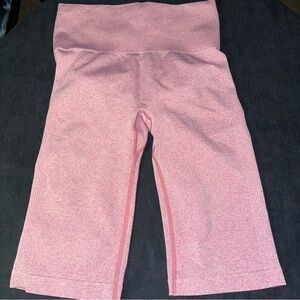 4 / 40$ Women's Pink Athletic Shorts